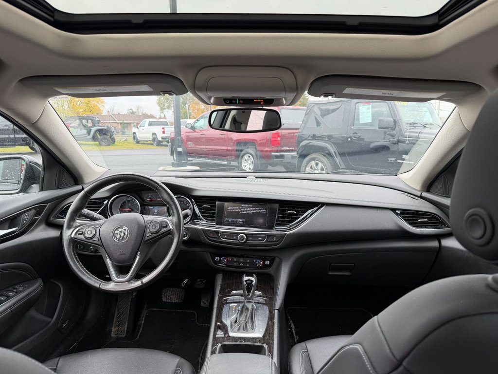 2018 Buick Regal Sportback in Victoriaville, Quebec - 13 - w1024h768px