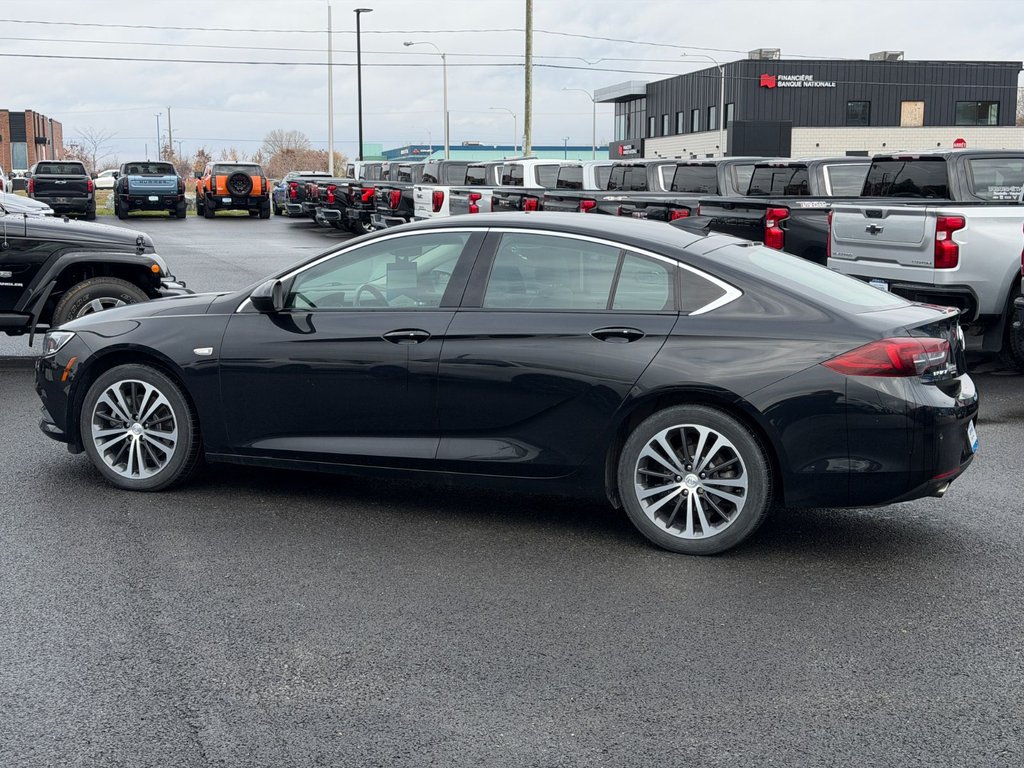 2018 Buick Regal Sportback in Victoriaville, Quebec - 4 - w1024h768px