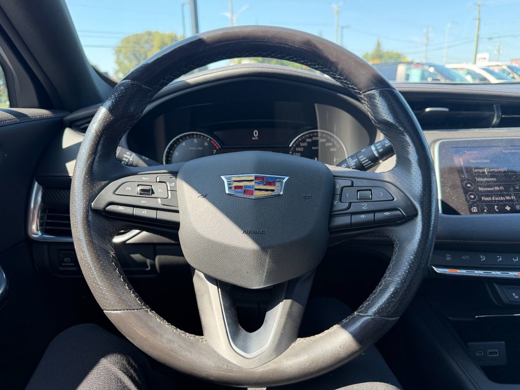 2019 Cadillac XT4 in Plessisville, Quebec - 22 - w1024h768px