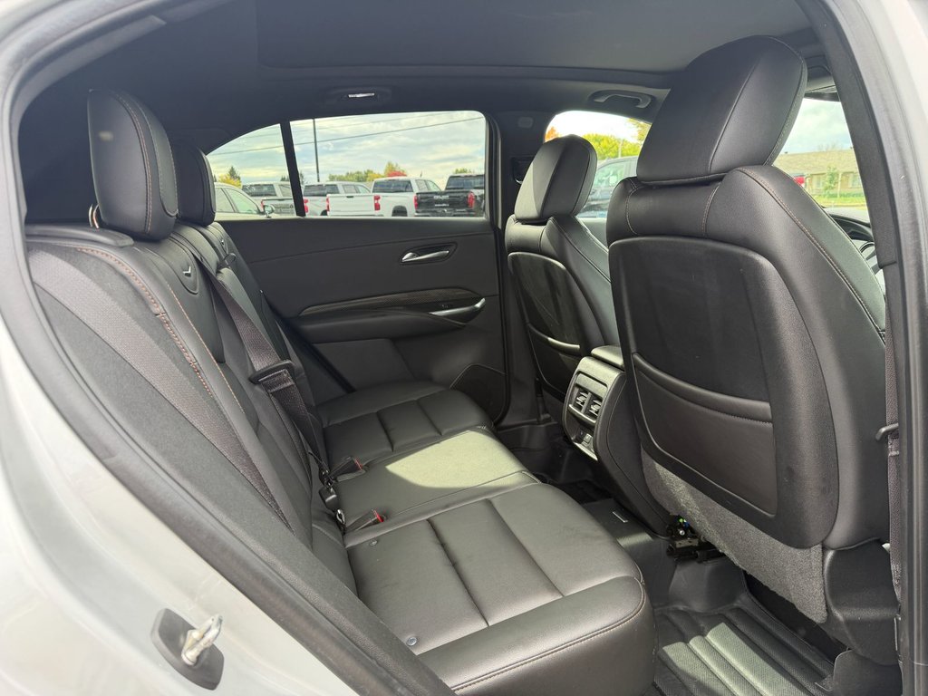 Cadillac XT4  2019 à Victoriaville, Québec - 9 - w1024h768px