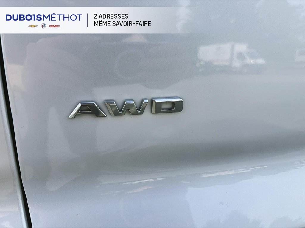 2024 Cadillac XT4 SPORT AWD, CUIR, TOIT, 2.0L TURBO !!! in Plessisville, Quebec - 10 - w1024h768px