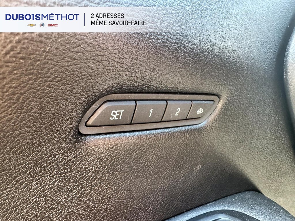 2017 Cadillac XT5 LUXUEUX, AWD, CUIR, TOIT, BOSE, 3.6L V6 !!! in Plessisville, Quebec - 28 - w1024h768px