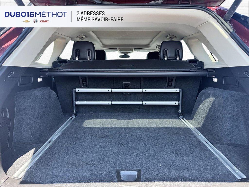 2017 Cadillac XT5 LUXUEUX, AWD, CUIR, TOIT, BOSE, 3.6L V6 !!! in Plessisville, Quebec - 10 - w1024h768px