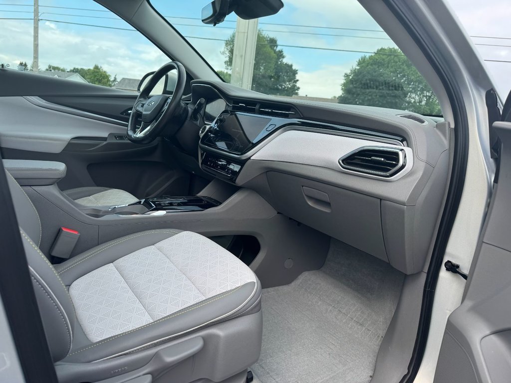 2023 Chevrolet Bolt EUV in Plessisville, Quebec - 14 - w1024h768px