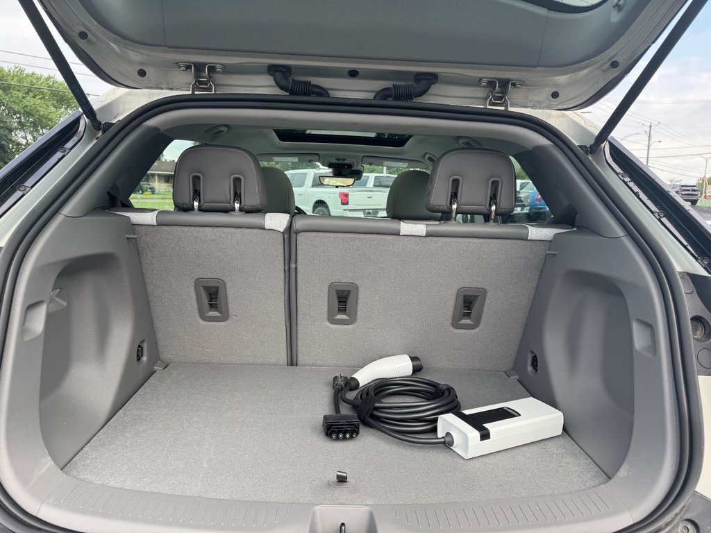 2023 Chevrolet Bolt EUV in Plessisville, Quebec - 10 - w1024h768px
