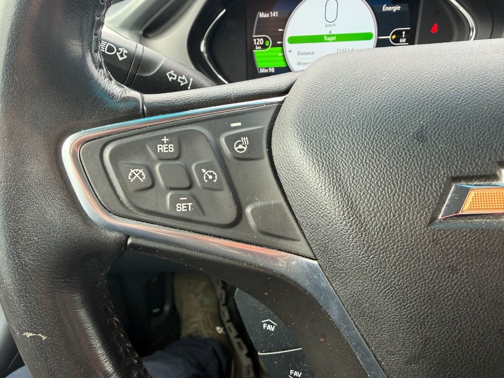 2019 Chevrolet Bolt EV in Victoriaville, Quebec - 22 - w1024h768px