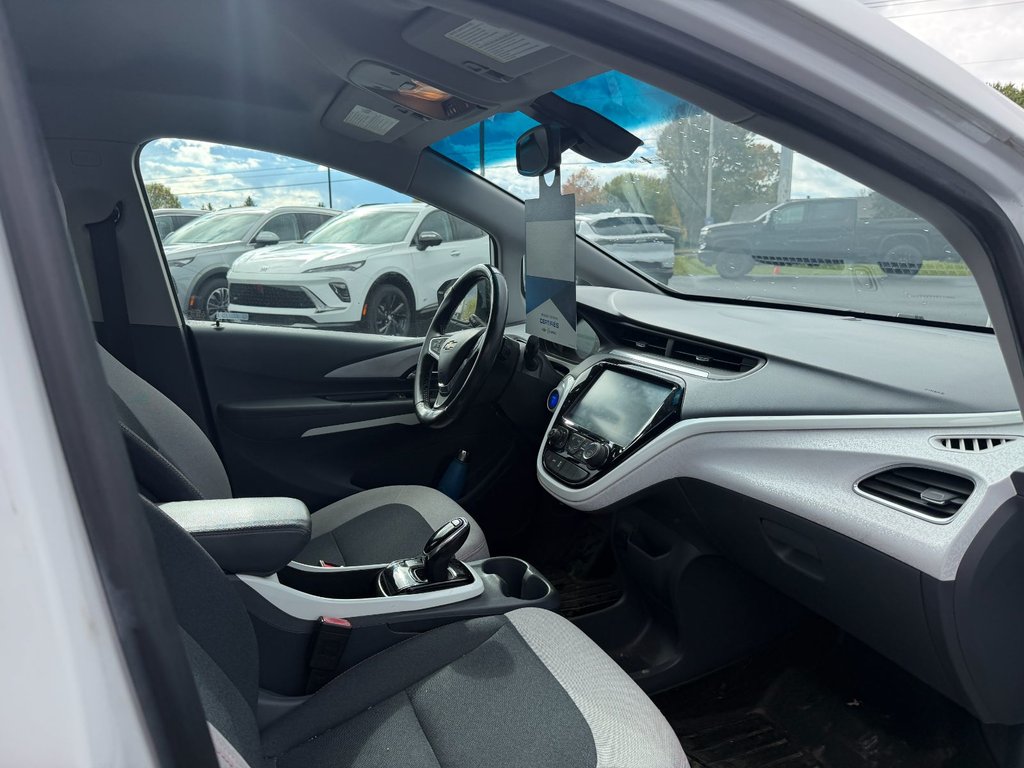 2019 Chevrolet Bolt EV in Victoriaville, Quebec - 12 - w1024h768px