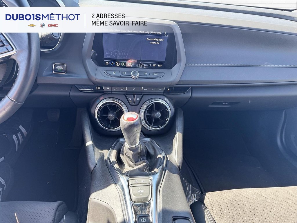Chevrolet Camaro LT1, CUIR, DÉCAPOTABLE, MANUELLE 2022 à Plessisville, Québec - 23 - w1024h768px