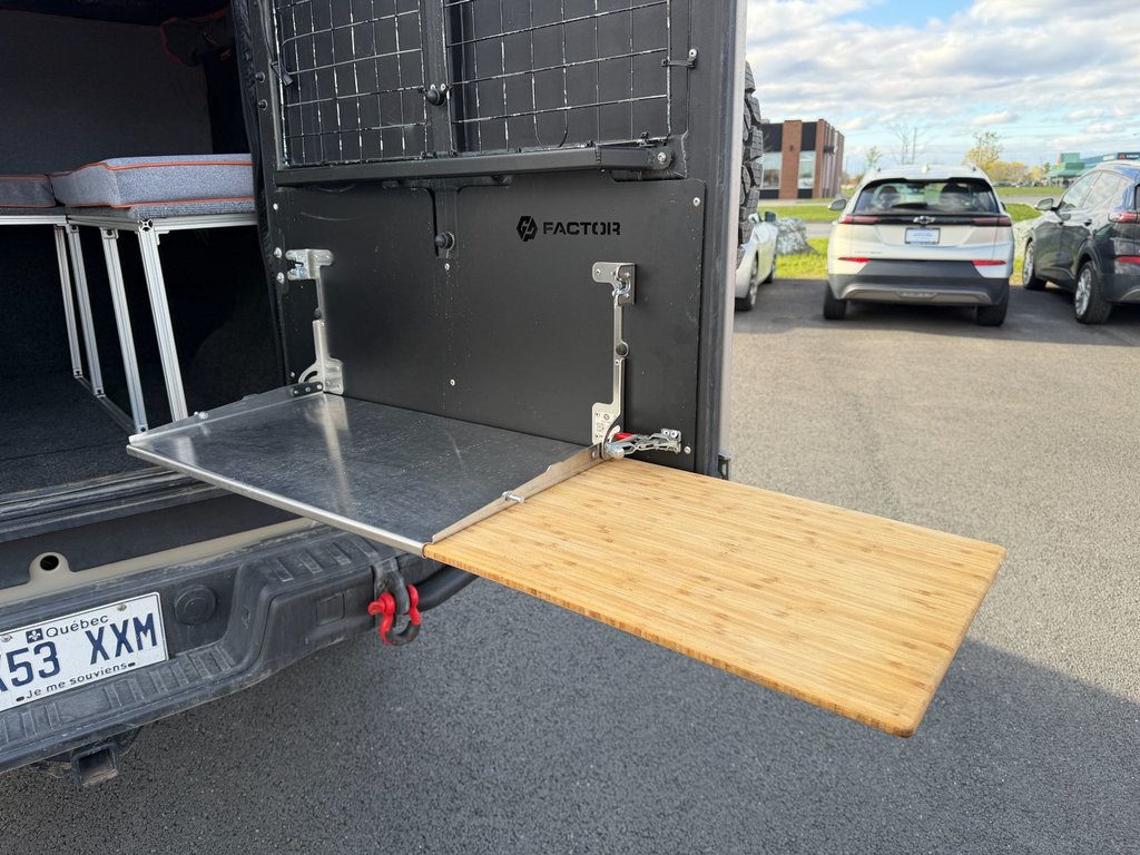 2022 Chevrolet Colorado 4WD ZR2, ALU-CAB, CANOPY CAMPER V6 3.6L OVERLAND in Plessisville, Quebec - 42 - w1024h768px
