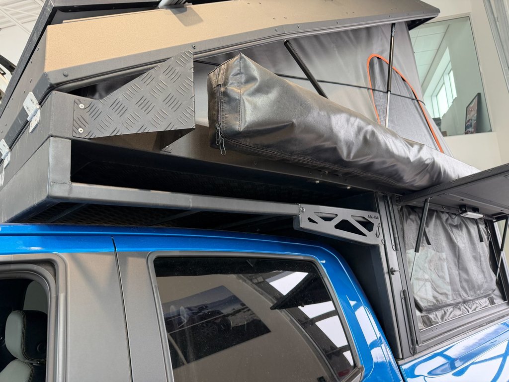 Chevrolet Colorado 4WD ZR2, ALU CAB, CANOPY CAMPER CHAUFFAGE !!! 2023 à Plessisville, Québec - 12 - w1024h768px