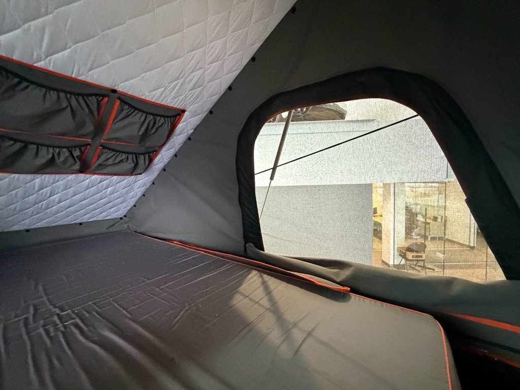 Chevrolet Colorado 4WD ZR2, ALU CAB, CANOPY CAMPER CHAUFFAGE !!! 2023 à Plessisville, Québec - 42 - w1024h768px