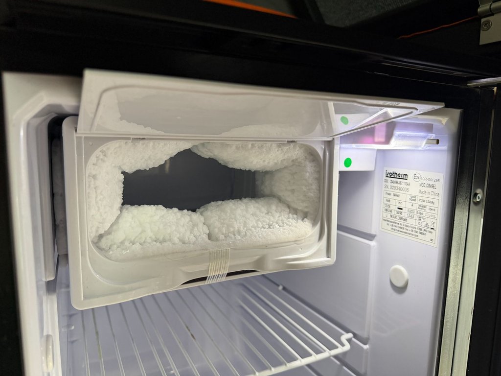 Chevrolet Colorado 4WD ZR2, ALU CAB, CANOPY CAMPER CHAUFFAGE !!! 2023 à Plessisville, Québec - 27 - w1024h768px