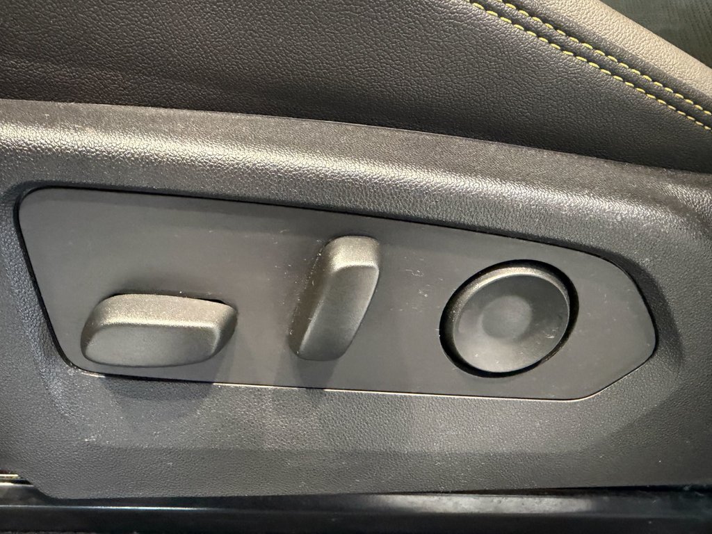 Chevrolet Colorado 4WD ZR2, ALU CAB, CANOPY CAMPER CHAUFFAGE !!! 2023 à Plessisville, Québec - 47 - w1024h768px