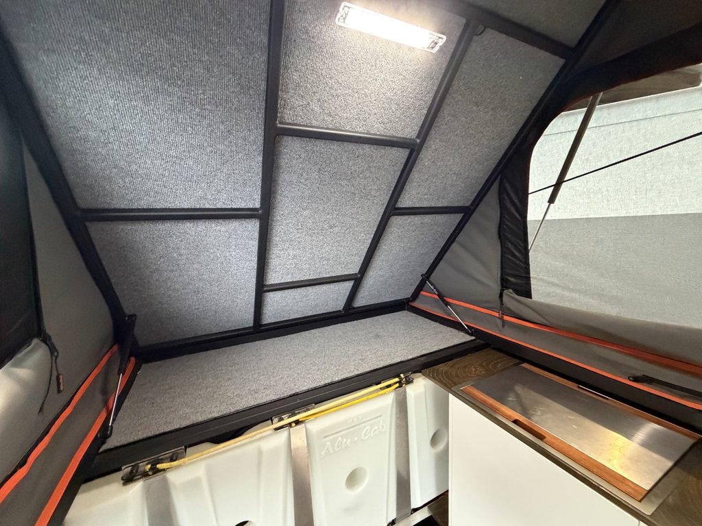 Chevrolet Colorado 4WD ZR2, ALU CAB, CANOPY CAMPER CHAUFFAGE !!! 2023 à Plessisville, Québec - 34 - w1024h768px