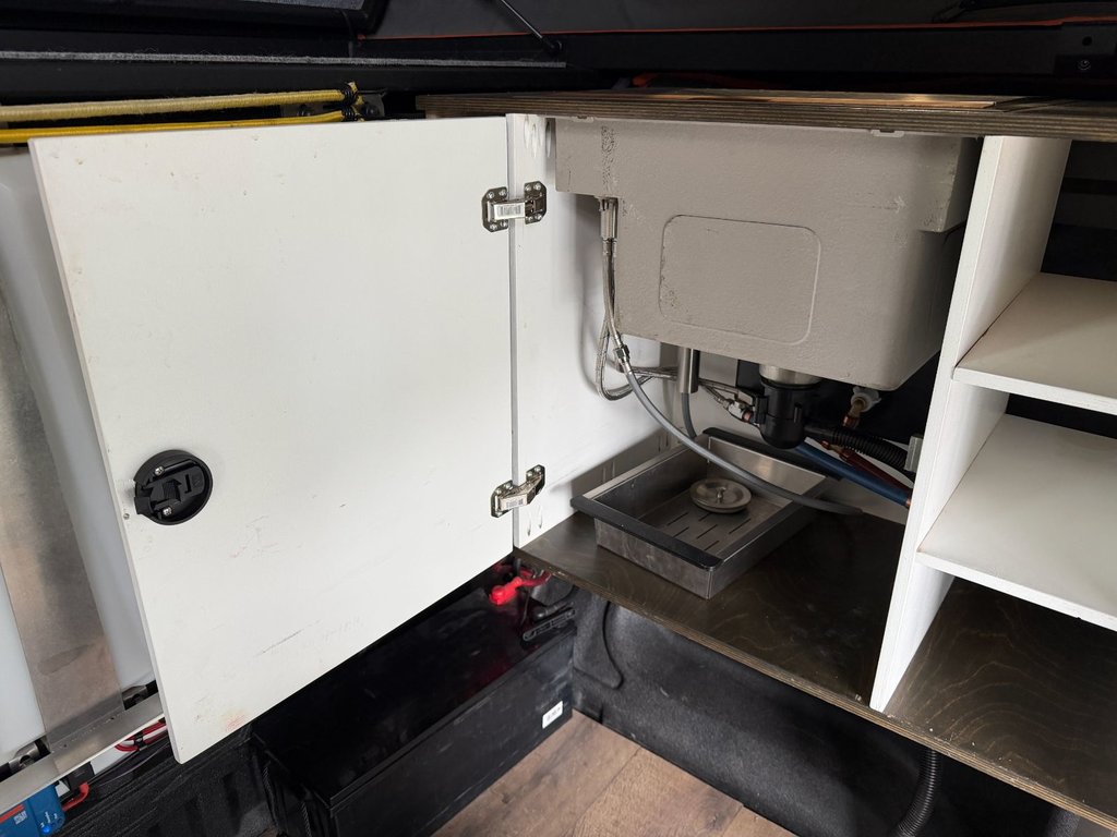 Chevrolet Colorado 4WD ZR2, ALU CAB, CANOPY CAMPER CHAUFFAGE !!! 2023 à Plessisville, Québec - 28 - w1024h768px