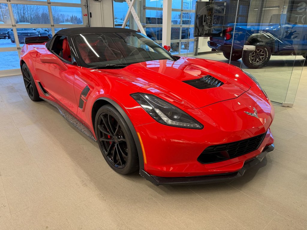Chevrolet Corvette GRAND SPORT 1LT, CONVERTIBLE V8 6.2L AUTOMATIQUE 2019 à Victoriaville, Québec - 2 - w1024h768px