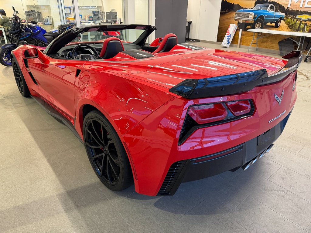 Chevrolet Corvette GRAND SPORT 1LT, CONVERTIBLE V8 6.2L AUTOMATIQUE 2019 à Victoriaville, Québec - 8 - w1024h768px