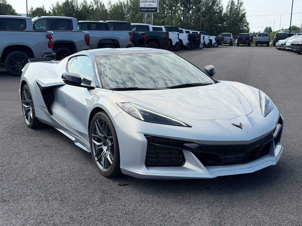 Chevrolet Corvette  2023 à Victoriaville, Québec - 9 - w1024h768px