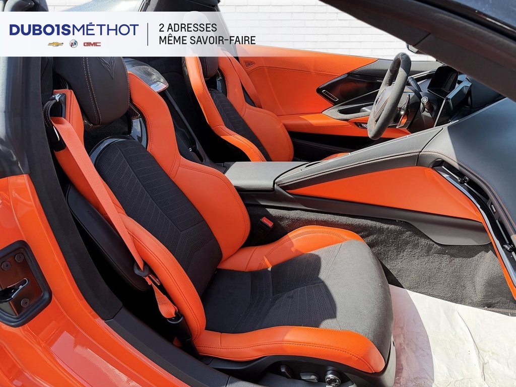 2025 Chevrolet Corvette V8 6.2L, 3LT, CONVERTIBLE, CABRIOLET CUIR in Victoriaville, Quebec - 19 - w1024h768px
