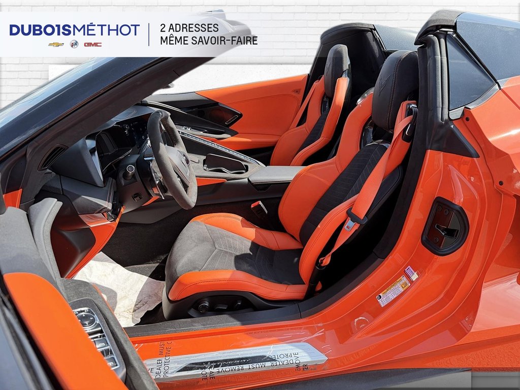 2025 Chevrolet Corvette V8 6.2L, 3LT, CONVERTIBLE, CABRIOLET CUIR in Victoriaville, Quebec - 23 - w1024h768px