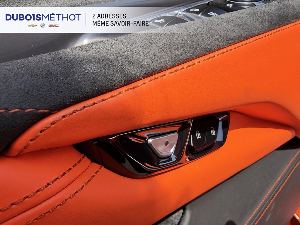 2025 Chevrolet Corvette V8 6.2L, 3LT, CONVERTIBLE, CABRIOLET CUIR in Victoriaville, Quebec - 28 - w1024h768px