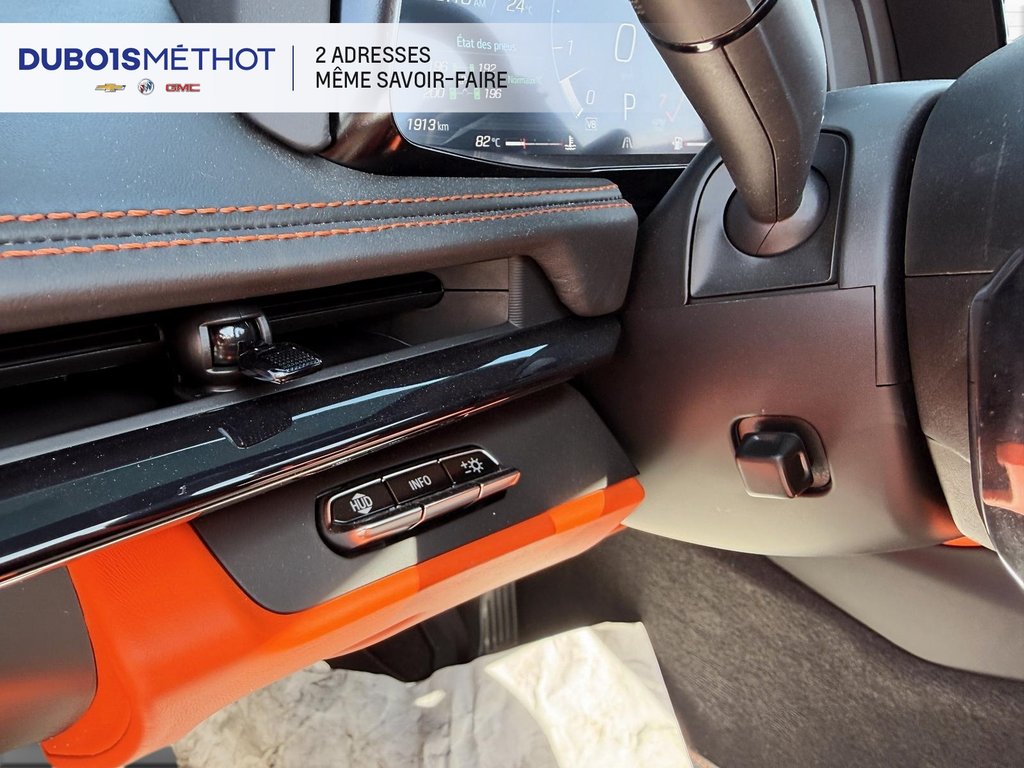 2025 Chevrolet Corvette V8 6.2L, 3LT, CONVERTIBLE, CABRIOLET CUIR in Victoriaville, Quebec - 30 - w1024h768px