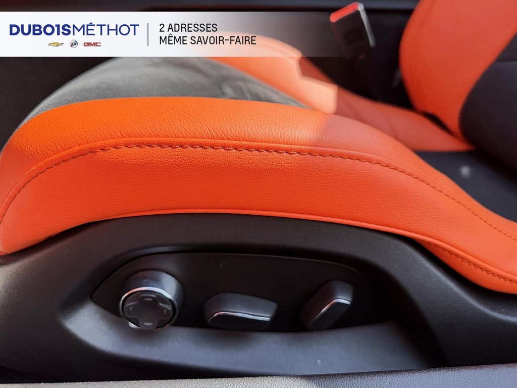 2025 Chevrolet Corvette V8 6.2L, 3LT, CONVERTIBLE, CABRIOLET CUIR in Victoriaville, Quebec - 29 - w1024h768px