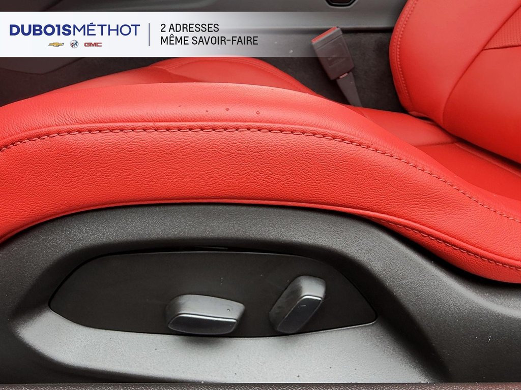 2025 Chevrolet Corvette Z06, 1LZ, V8 5.5L CONVERTIBLE, ROUGE INT. ROUGE !! in Plessisville, Quebec - 23 - w1024h768px
