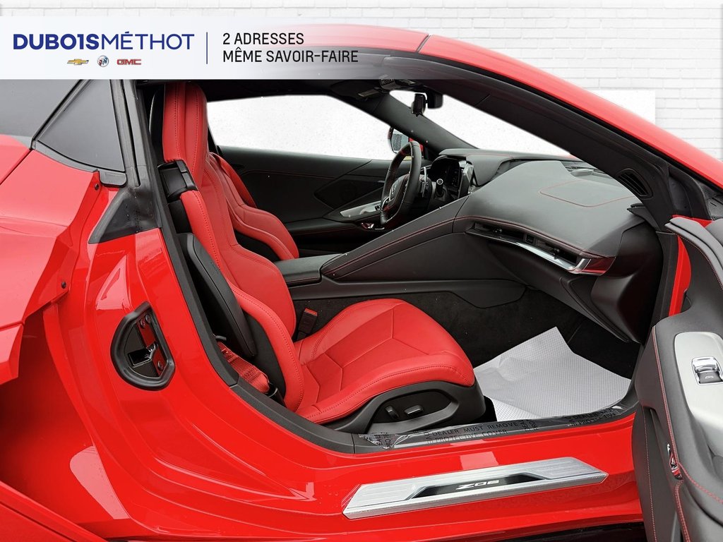 2025 Chevrolet Corvette Z06, 1LZ, V8 5.5L CONVERTIBLE, ROUGE INT. ROUGE !! in Plessisville, Quebec - 13 - w1024h768px