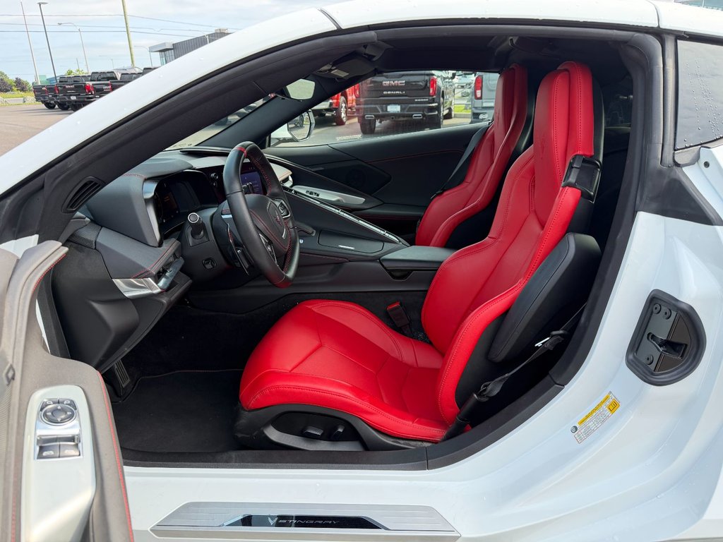 2025 Chevrolet Corvette in Plessisville, Quebec - 13 - w1024h768px