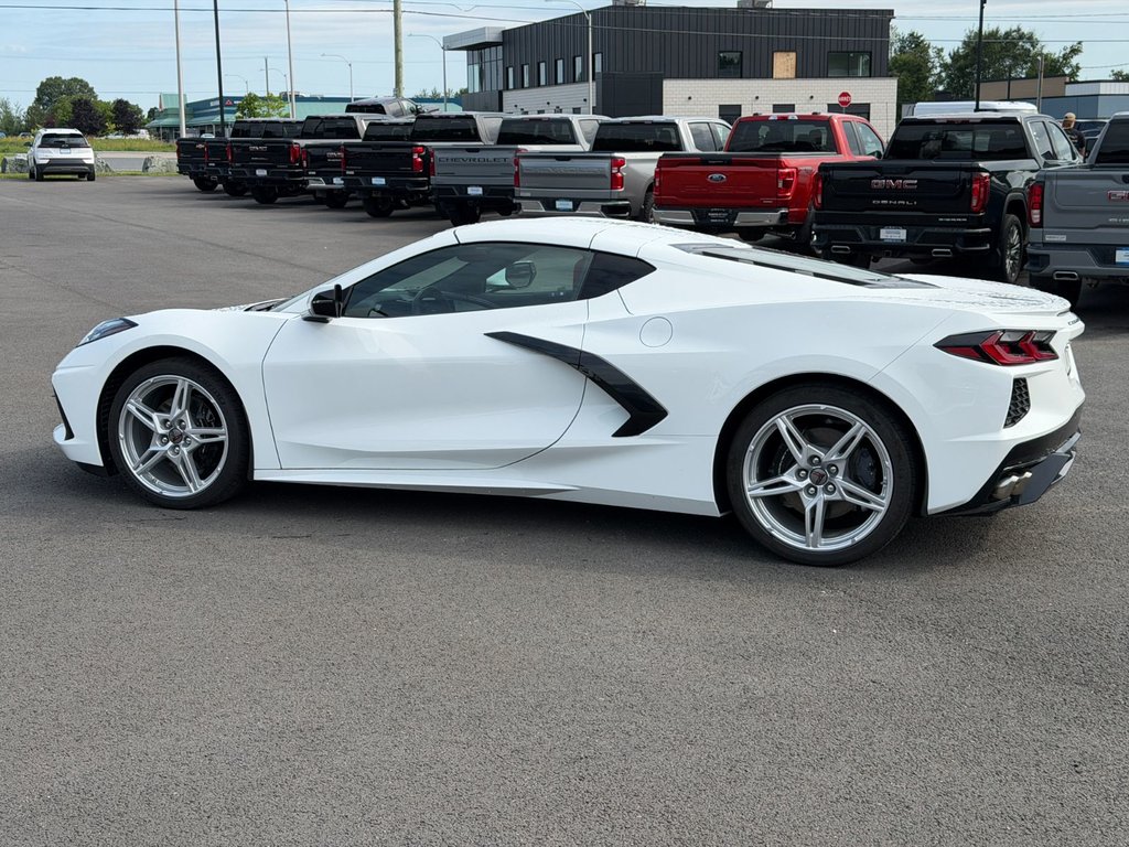 2025 Chevrolet Corvette in Plessisville, Quebec - 4 - w1024h768px