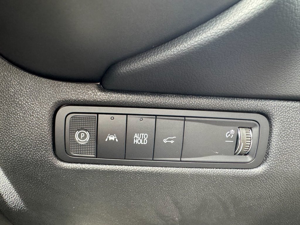Chevrolet Equinox EV  2025 à Plessisville, Québec - 24 - w1024h768px