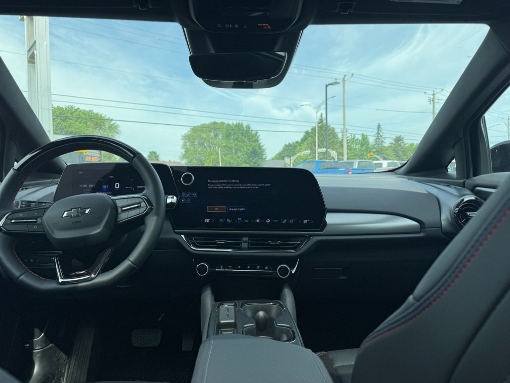 Chevrolet Equinox EV  2025 à Plessisville, Québec - 13 - w1024h768px