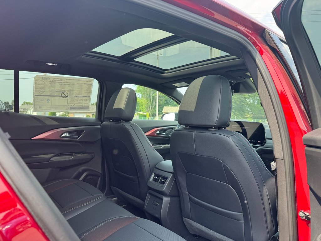 2025 Chevrolet Equinox EV in Victoriaville, Quebec - 14 - w1024h768px
