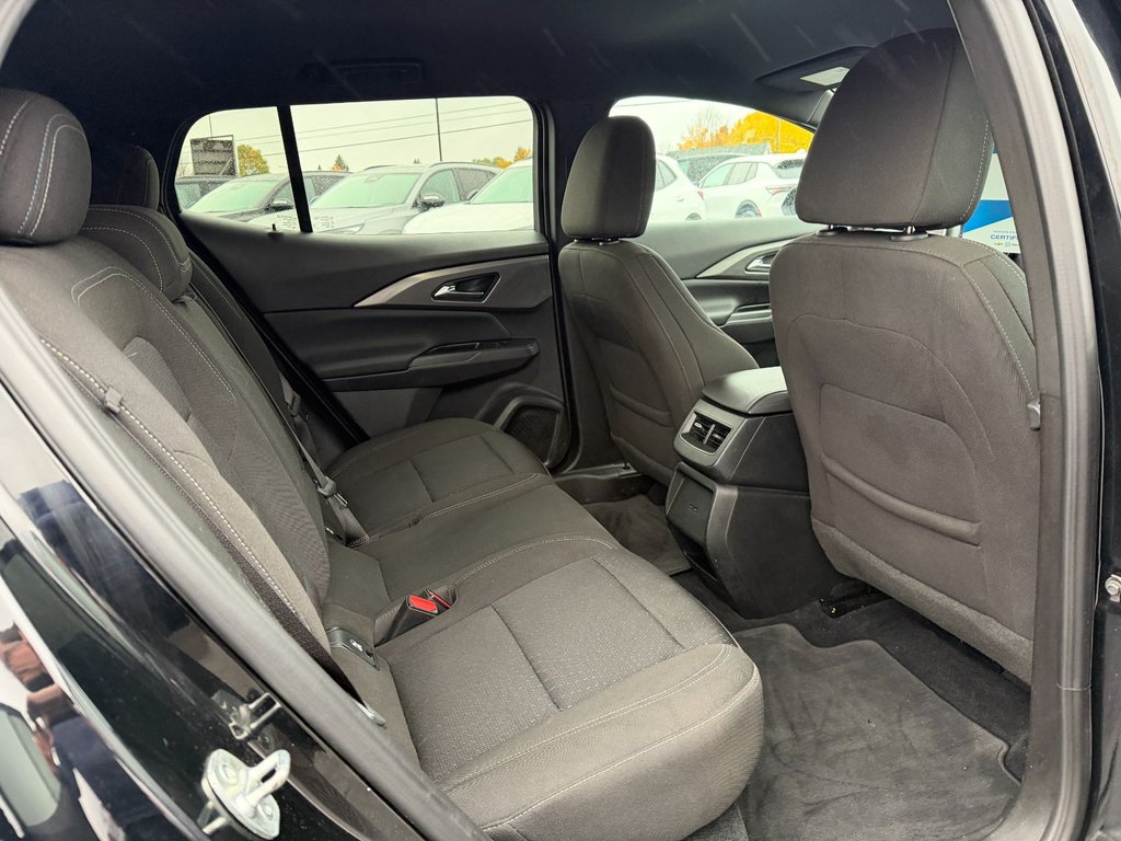 Chevrolet Equinox EV  2025 à Plessisville, Québec - 9 - w1024h768px