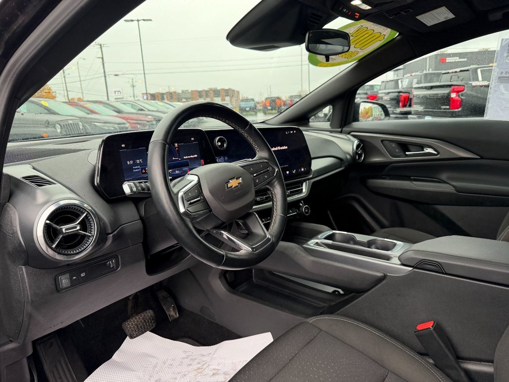 Chevrolet Equinox EV  2025 à Plessisville, Québec - 13 - w1024h768px