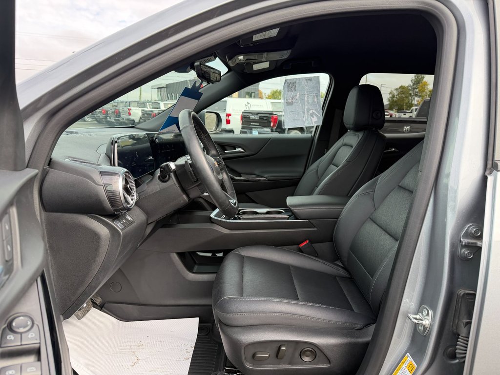 2025 Chevrolet Equinox in Victoriaville, Quebec - 18 - w1024h768px