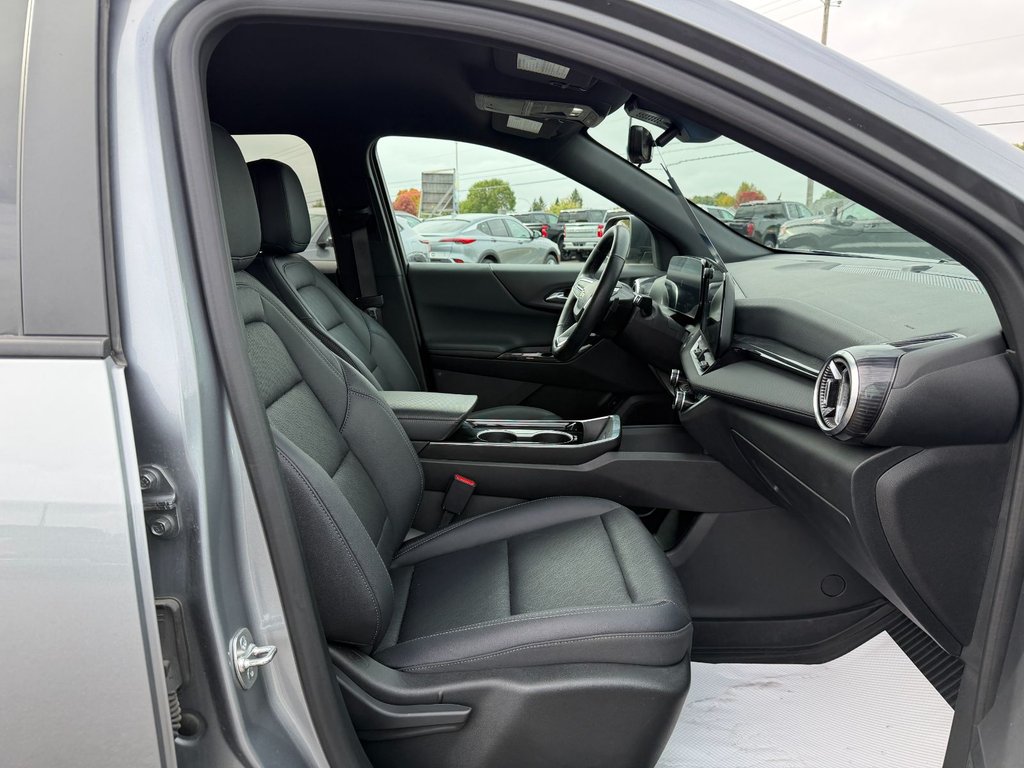 2025 Chevrolet Equinox in Victoriaville, Quebec - 16 - w1024h768px