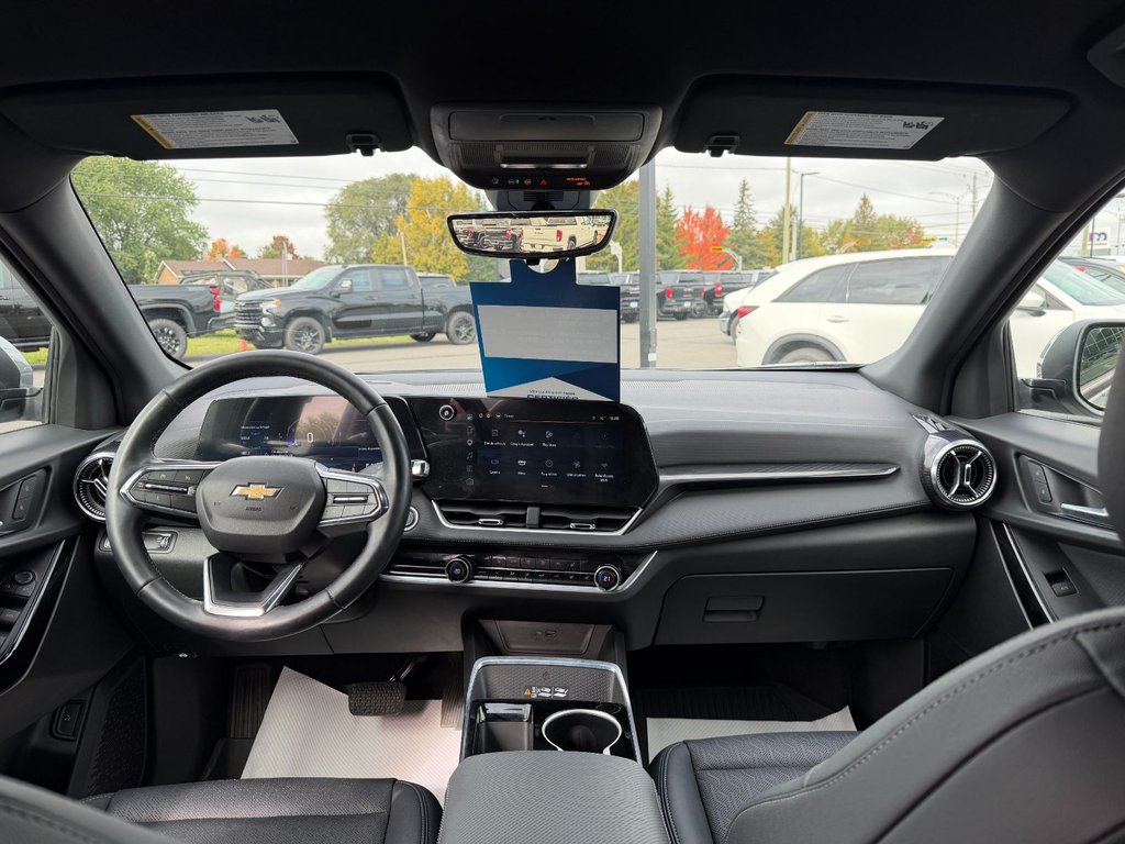2025 Chevrolet Equinox in Victoriaville, Quebec - 14 - w1024h768px