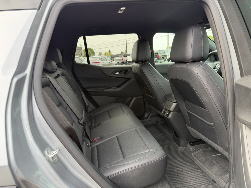 2025 Chevrolet Equinox in Victoriaville, Quebec - 9 - w1024h768px