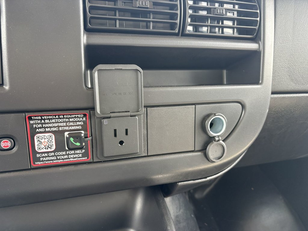 2025 Chevrolet Express Commercial Cutaway CUBE 12 PIEDS, V8 6.6L A GAS, CAMERA !!! in Plessisville, Quebec - 18 - w1024h768px