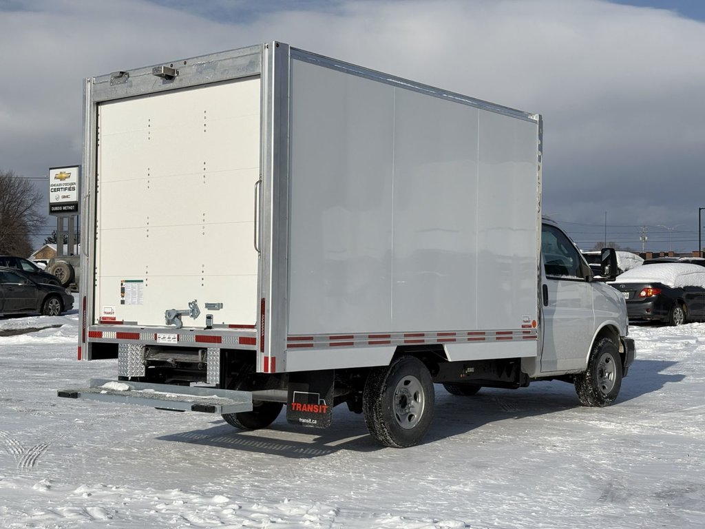 2025 Chevrolet Express Cutaway 3500 WT 139'' in Plessisville, Quebec - 6 - w1024h768px