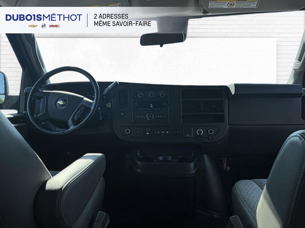 2020 Chevrolet Express Passenger in Plessisville, Quebec - 15 - w1024h768px