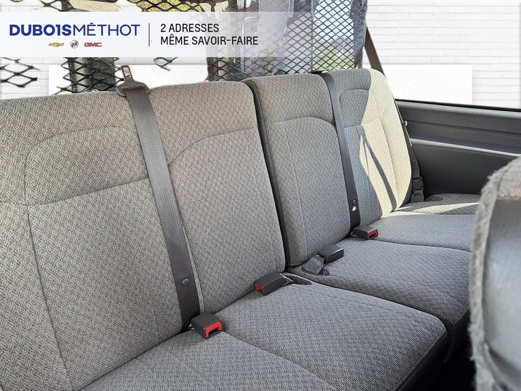 2020 Chevrolet Express Passenger in Plessisville, Quebec - 14 - w1024h768px