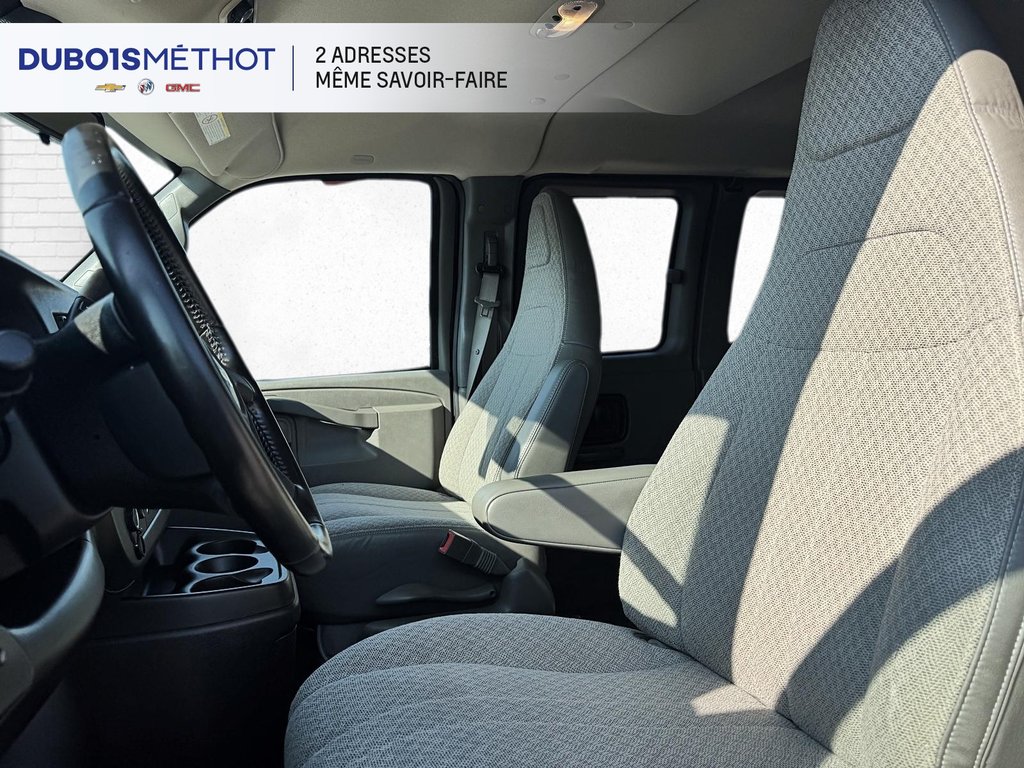2020 Chevrolet Express Passenger in Plessisville, Quebec - 19 - w1024h768px