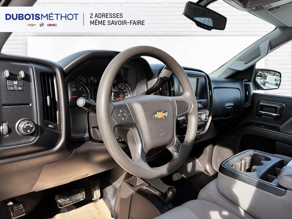 Chevrolet Silverado 1500 LS, CABINE DOUBLE, V8 5.3L, 4X4, 6 PLACES !!! 2016 à Plessisville, Québec - 19 - w1024h768px