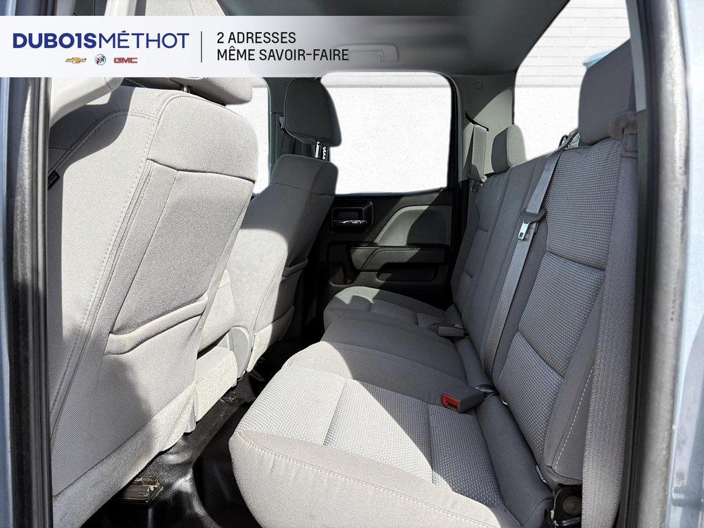 Chevrolet Silverado 1500 LS, CABINE DOUBLE, V8 5.3L, 4X4, 6 PLACES !!! 2016 à Plessisville, Québec - 12 - w1024h768px