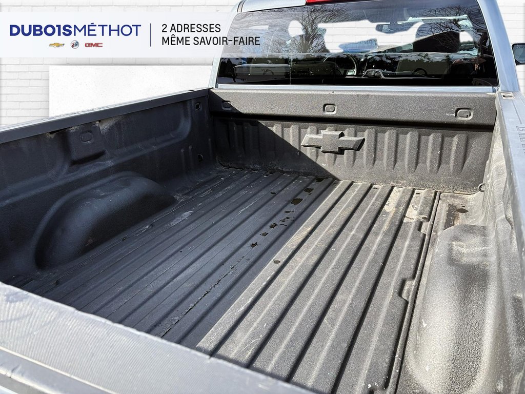 Chevrolet Silverado 1500 LS, CABINE DOUBLE, V8 5.3L, 4X4, 6 PLACES !!! 2016 à Plessisville, Québec - 11 - w1024h768px