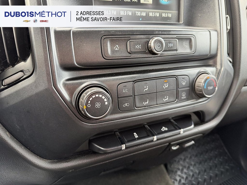 Chevrolet Silverado 1500 CUSTOM, V8 5.3L, DOUBLE CAB, 4X4, 6 1/2 PIEDS !!! 2018 à Victoriaville, Québec - 22 - w1024h768px