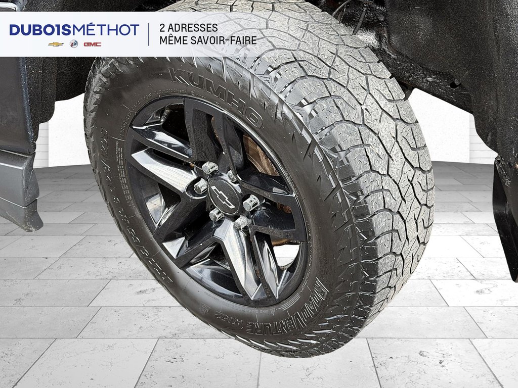 Chevrolet Silverado 1500 CUSTOM, V8 5.3L, DOUBLE CAB, 4X4, 6 1/2 PIEDS !!! 2018 à Victoriaville, Québec - 2 - w1024h768px
